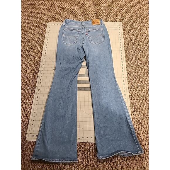Levi’s 726 Flare Bottom Womens Size 28 Blue Denim Jeans - Picture 3 of 4